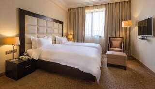 Отель Paris Hotel Yerevan Ереван Стандартный двухместный номер с 2 отдельными кроватями-2